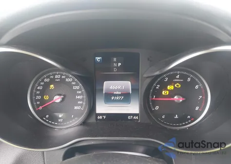 2019 Mercedes-Benz Glc 300 z USA, uszkodzony, nr VIN WDC0G4JB6KV148205